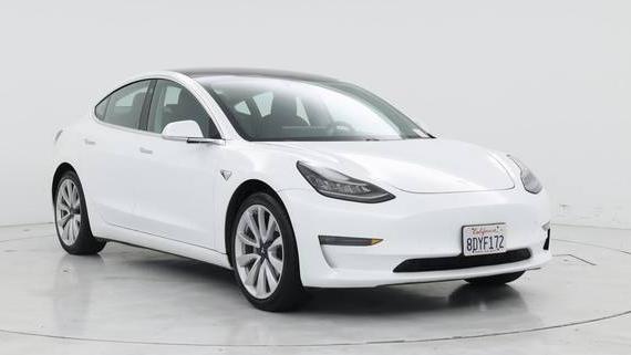 TESLA MODEL 3 2018 5YJ3E1EA4JF015867 image
